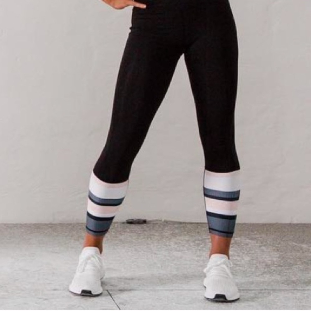 Sarah’s day luxe leggings pink & black